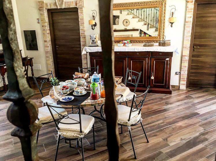 Villa Lu マリーナ・ディ・パルマ エクステリア 写真