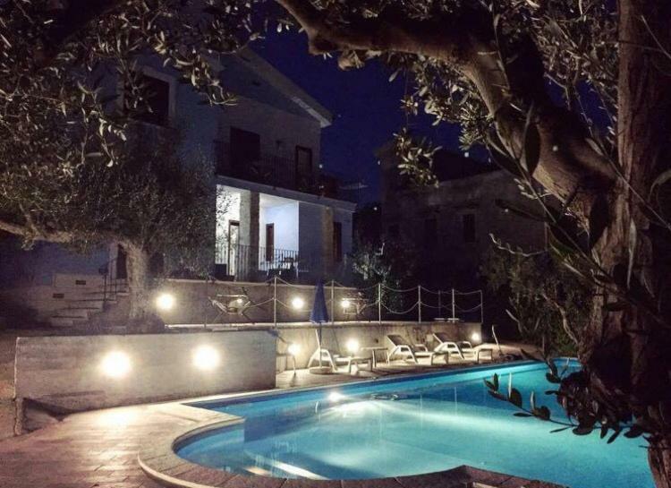 Villa Lu マリーナ・ディ・パルマ エクステリア 写真